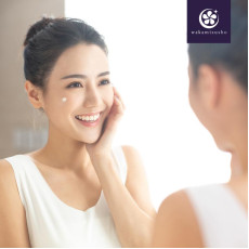 日本 若水粧 極緻白金全能緊緻精華 30ml